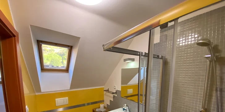 Historický penzión priamo pod Sv. kopčekom v Mikulove: výhľad na zámok aj degustácia vín
