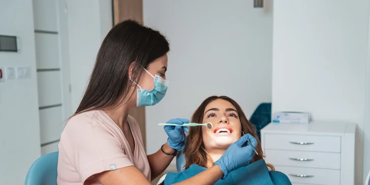 Profesionálne bielenie zubov v ambulancii alebo doma