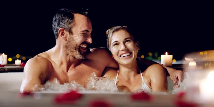 Rooftop Spa: Vstup do exkluzívneho privátneho wellness s výhľadom na mesto pre 2 – 4 osoby
