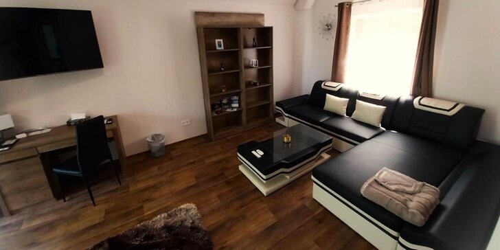Romantický pobyt v apartmáne s vlastnou infra saunou a masážnou vaňou, Zážitkový park Zemplín na pár krokov
