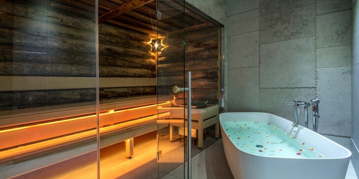 Wellness aj kúpeľný pobyt v oceňovanom hoteli v Karlových Varoch: bazény, sauny, procedúry a polpenzia