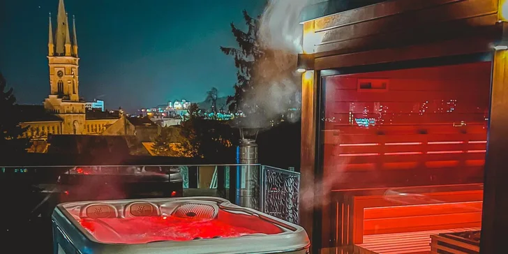 Romantický pobyt s exkluzívnym privátnym wellness na streche hotela s výhľadom na mesto Nitra
