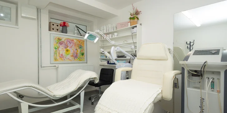 Extra jemné prírodné norkové alebo syntetické 1 až 5D mihalnice s úpravou obočia