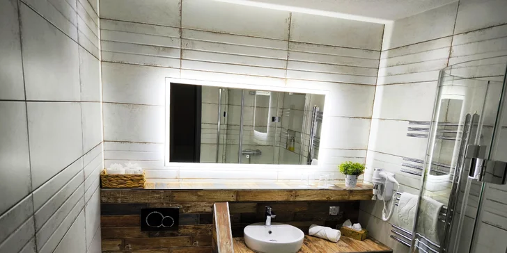 Pobyt v zrekonštruovanom mlyne s vodným kolesom nabíjacou stanicou pre elektromobily a novými izbami