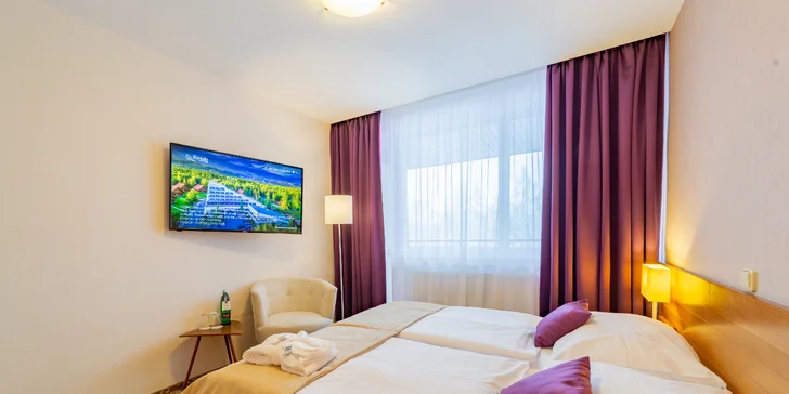 Kontakt Wellness Hotel**** s exkluzívnym bazénovým a wellness svetom