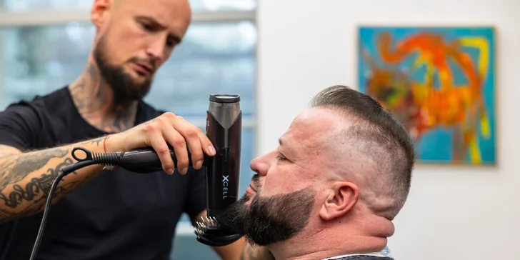 Junior strih, pánsky strih, úprava brady alebo kombo balíček