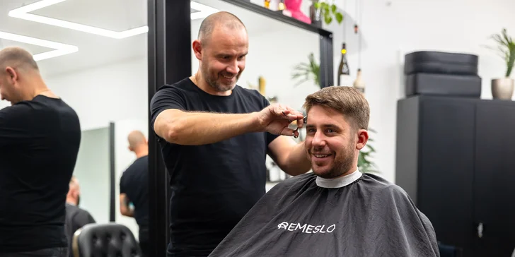 Junior strih, pánsky strih, úprava brady alebo kombo balíček