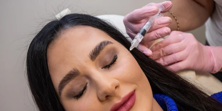 Aplikácia botulotoxínu do oblasti tváre v Neuroderm: Jedna, dve či tri lokality
