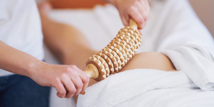 Celotelový peeling s relaxačnou masážou alebo účinná maderoterapia