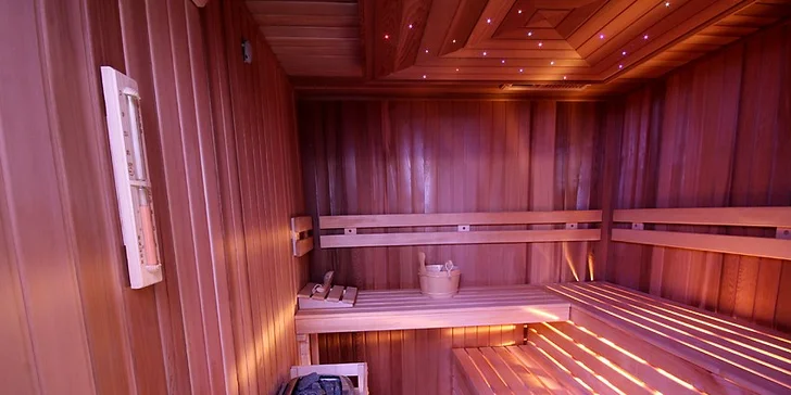 Vstup do wellness, 4-chodová večera alebo romantický večer pre 2 osoby vo Ville Nečas
