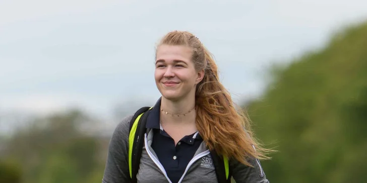 2-hodinový alebo 3-hodinový skupinový golfový kurz pre začiatočníkov s profesionálnou trénerkou Michaelou Patzeltovou