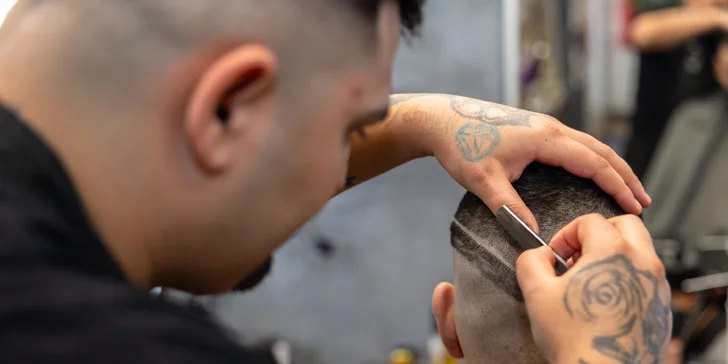 Hair Hood: Detský strih, pánsky strih s úpravou brady aj balíček pre otca a syna