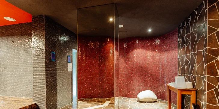 Horský hotel v Jasnej plný podmanivých výhľadov na brehu Vrbického plesa s wellness a stravou