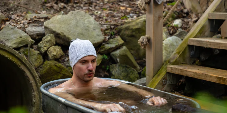 Lesný wellness zážitok: Samoobslužná Sauna & Hot Tube v prírode