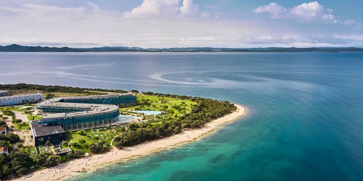 5* rezort na polostrove Punta Skala: raňajky, neobmedzene luxusný wellness, súkromné ​​pláže i zábavný klub