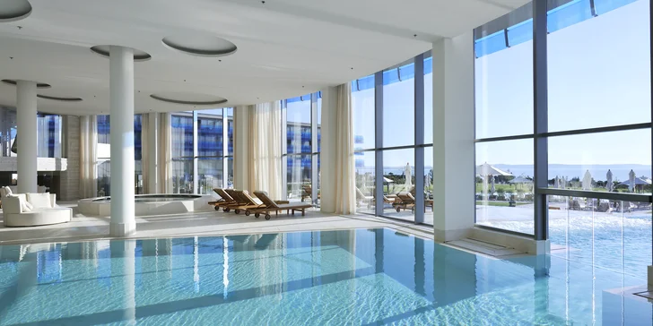5* rezort na polostrove Punta Skala: raňajky, neobmedzene luxusný wellness, súkromné ​​pláže i zábavný klub