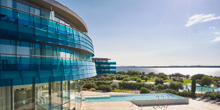 5* rezort na polostrove Punta Skala: raňajky, neobmedzene luxusný wellness, súkromné ​​pláže i zábavný klub