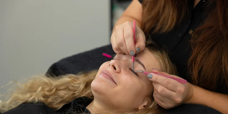 Lash Lift & Botox, laminácia obočia alebo umelé mihalnice 1D až 3D