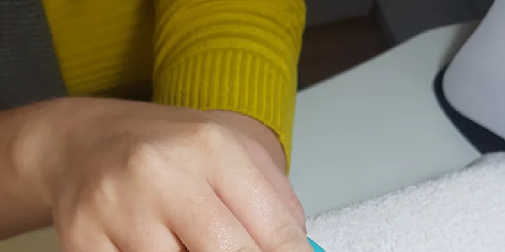 Rôzne typy manikúry, gél lak či gélové nechty