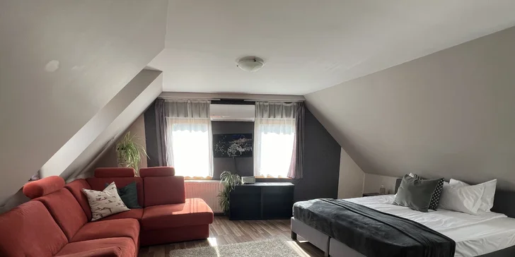 Romantický Eger s privátnym wellness v pet friendly hoteli: luxusné raňajky aj fľaša vína