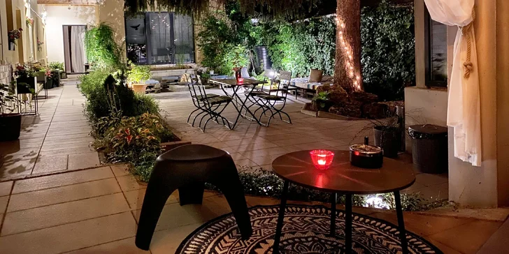 Romantický Eger s privátnym wellness v pet friendly hoteli: luxusné raňajky aj fľaša vína