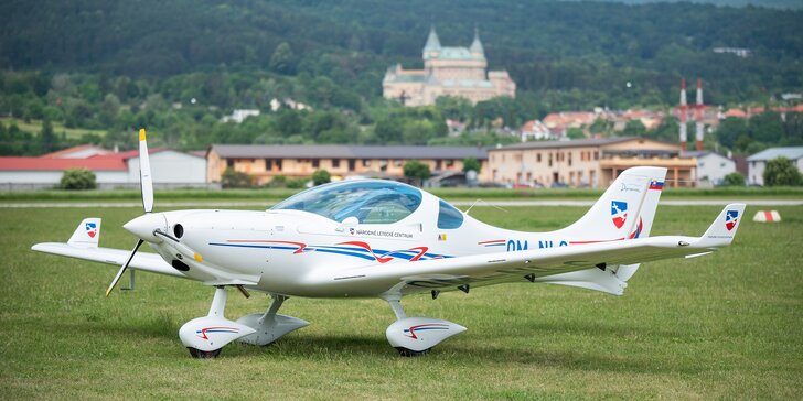 Let ponad hrady a zámky, nočný let či let do Salzburgu novým lietadlom WT9 DYNAMIC LSA alebo VIPER SD4 NIGHT-VFR aj s možnosťou pilotovania