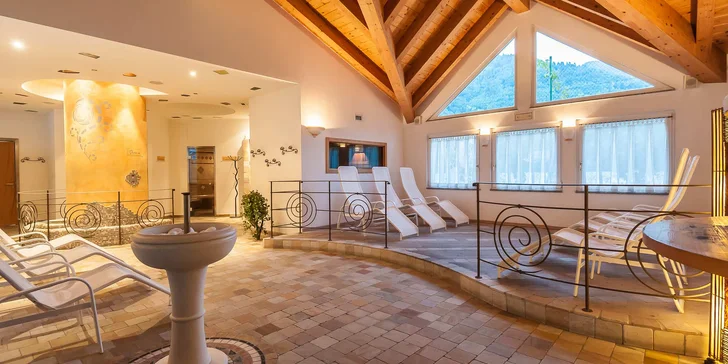 Wellness pobyt s plnou penziou v talianskych Alpách: hotel s bio záhradou, bazénom a spa pri Terme di Levico