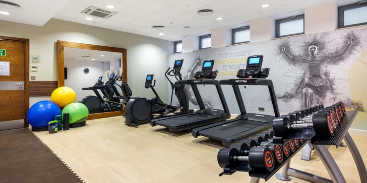 Hotel v Krakove blízko centra: vhodný na prácu, 24 hodinové biznis centrum i obchod, raňajky či večera a parkovanie v cene