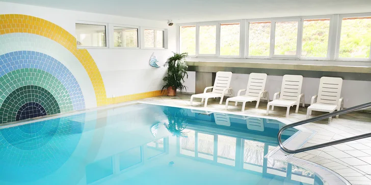 Jarná alebo letná dovolenka v Rakúsku: hotel 7 km od Innsbrucku, polpenzia a wellness