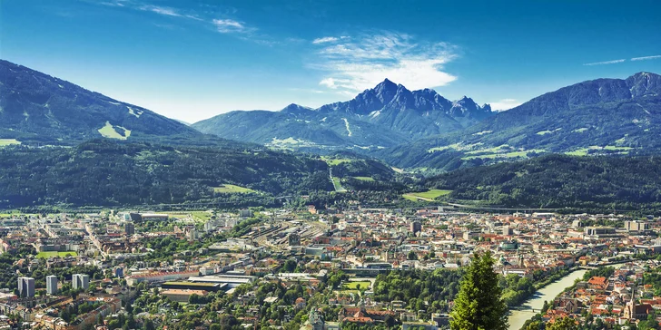 Jarná alebo letná dovolenka v Rakúsku: hotel 7 km od Innsbrucku, polpenzia a wellness
