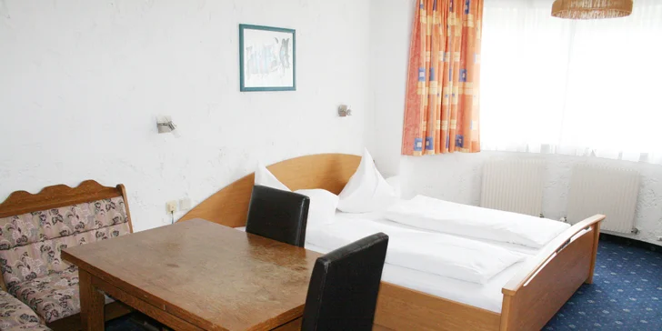 Jarná alebo letná dovolenka v Rakúsku: hotel 7 km od Innsbrucku, polpenzia a wellness