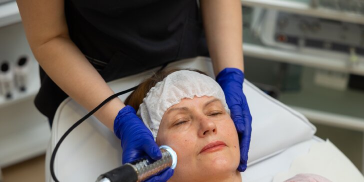 Ošetrenia tváre: Karboxi terapia, chemický peeling, Hydrofacial a i.
