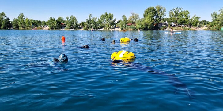 Spoznaj svet pod hladinou: Základný kurz potápania alebo skúšobný ponor