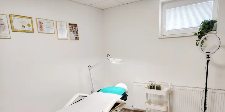 Pánske čistenie pleti, základné čistenie pleti ultrazvukom s úpravou a farbením obočia alebo kombinované čistenie problematickej pleti a iné