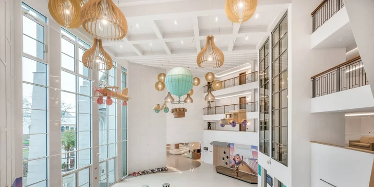 Cesta okolo sveta v 5* rezorte pri Balatone: wellness pre dospelých aj vlastný Family Park pre deti neobmedzene