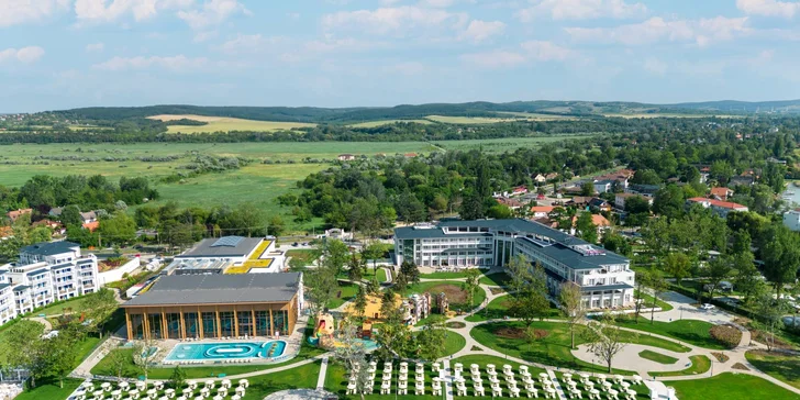 Cesta okolo sveta v 5* rezorte pri Balatone: wellness pre dospelých aj vlastný Family Park pre deti neobmedzene