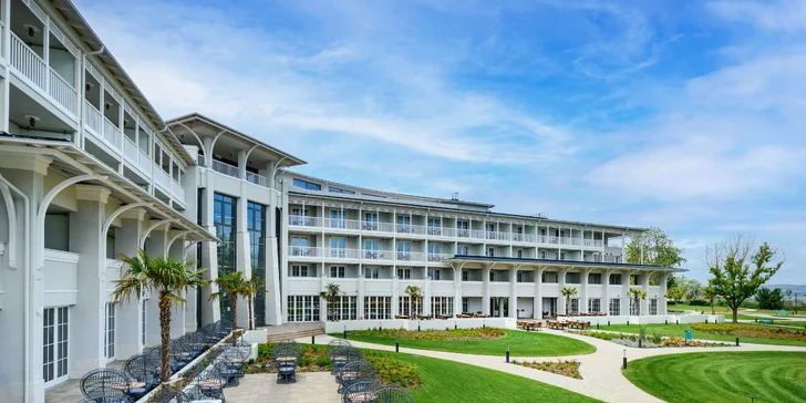 Cesta okolo sveta v 5* rezorte pri Balatone: wellness pre dospelých aj vlastný Family Park pre deti neobmedzene