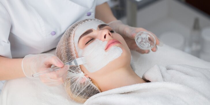 Hĺbkové čistenie pleti, masáž tváre, sonoforéza, alebo mikrodermabrázia