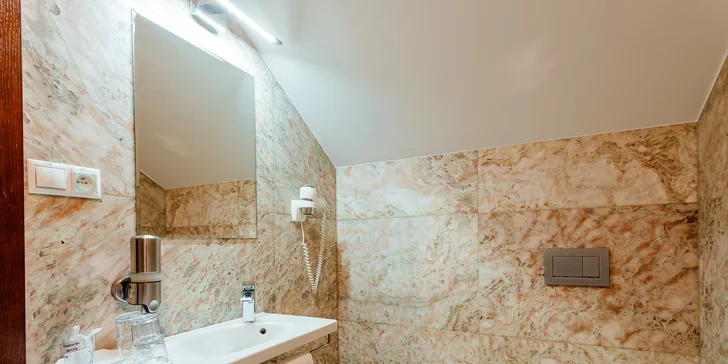 Úžasná dovolenka vo Veľkej Fatre: neobmedzený wellness alebo detský svet a raňajky v cene