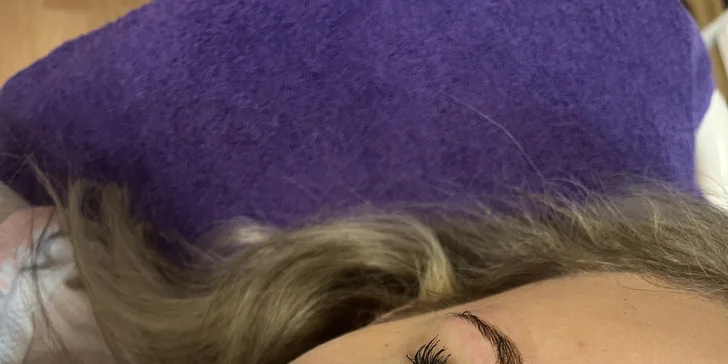 Púdrové obočie alebo Satin Lips: Tetovanie obočia a pier