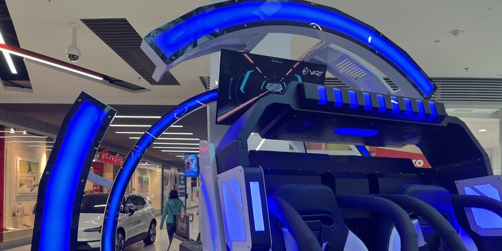 Zažite virtuálnu realitu s 360° rotáciou v Roller Coaster simulátore