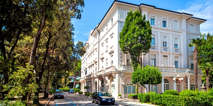 Letná dovolenka v talianskom Rimini: 4* hotel 250 m od pláže, raňajky alebo polpenzia