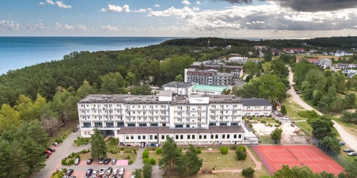 Perfektná dovolenka pre rodiny s deťmi: hotel 100 m od pláže, bazén, sauna aj animácie