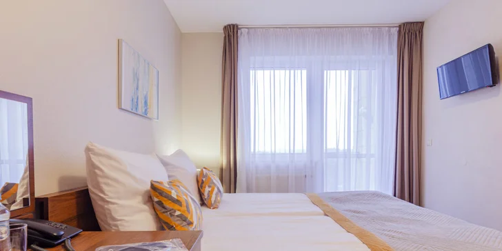 Perfektná dovolenka pre rodiny s deťmi: hotel 100 m od pláže, bazén, sauna aj animácie