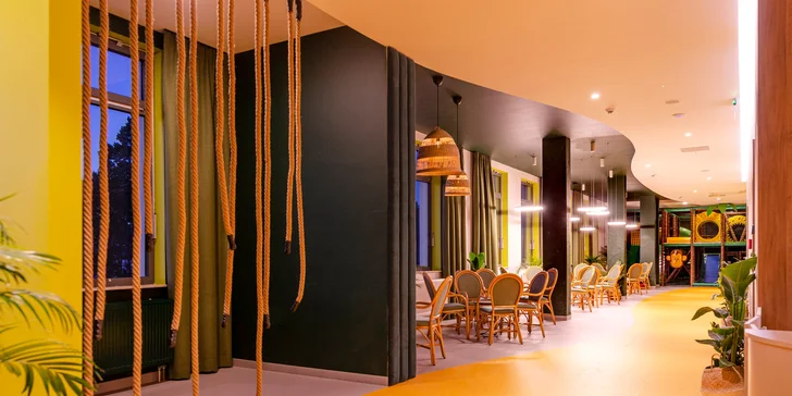 Perfektná dovolenka pre rodinky s deťmi: hotel len 100 m od pláže, bazén, sauna aj animačný program