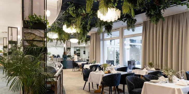 Perfektná dovolenka pre rodiny s deťmi: hotel 100 m od pláže, bazén, sauna aj animácie