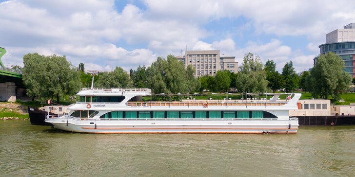 Zážitková plavba po Dunaji s večerou inšpirovanou samotnou riekou