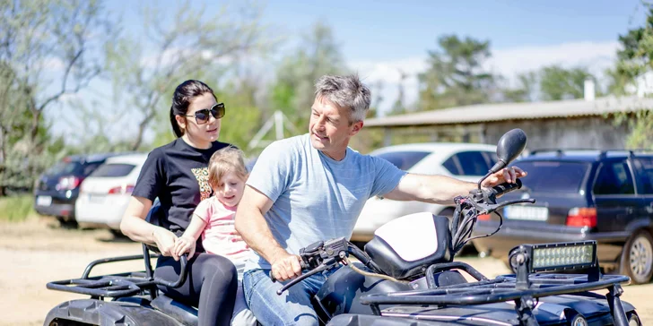 3-dňová vstupenka na CAR AT Festival: VIP alebo s exkluzívnym parkovaním a vyhradeným stanovým miestom