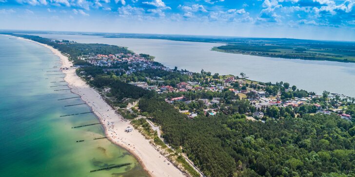 Úžasný 4* rodinný hotel s termálnymi kúpeľmi: polpenzia, detské ihrisko aj herňa, 200 m od pláže