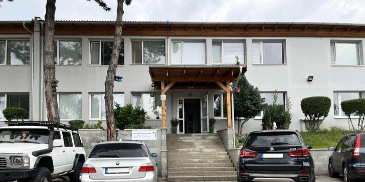 Pánsky a dámsky strih alebo farbenie so strihom